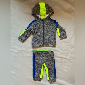 Baby boy 3-6 months, cute matching sweat set. Only worn twice.